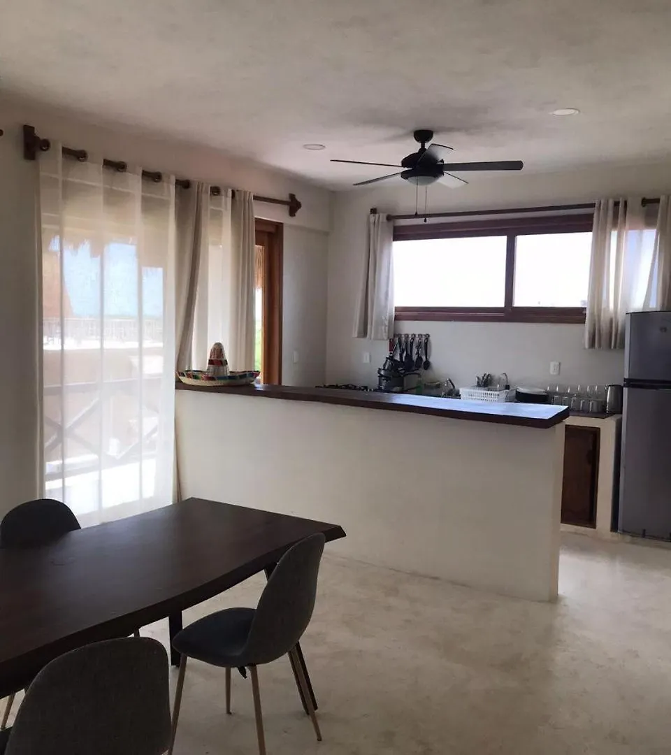 ***  Hotel Luna Roja Holbox 멕시코